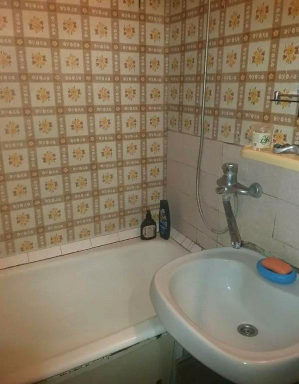 1-Room Apartment on Korolova Street, Near Polyclinic