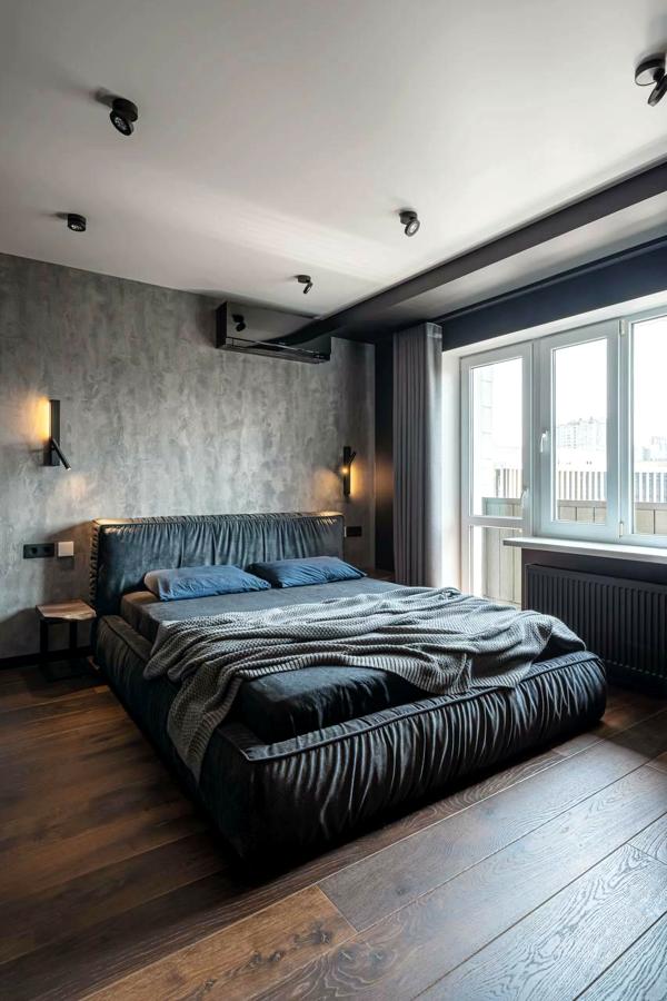 Stylish Apartment near Palats Ukrainy Metro with Designer Renovation
