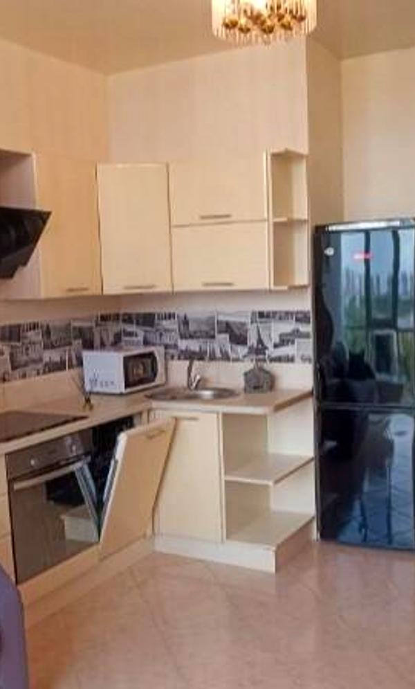 1-Bedroom Apartment in Arcadia, Available for One Year