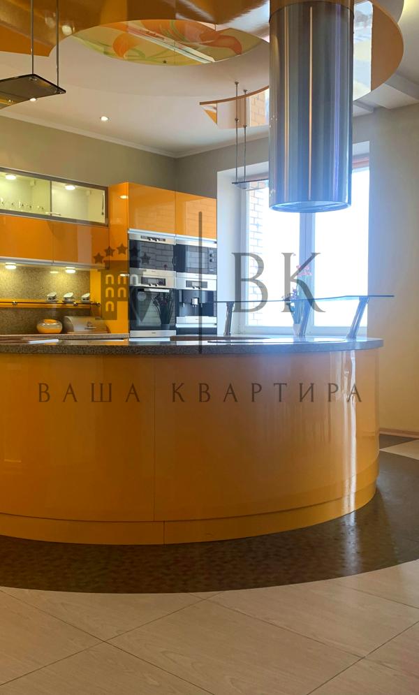 Panoramic 5-Room Apartment with Dnipro River View in Oazys Complex