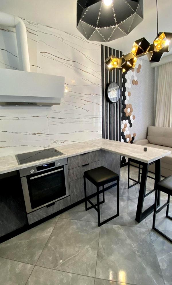 Stylish Design Apartment in Arcadia with Balcony and Warm Floors