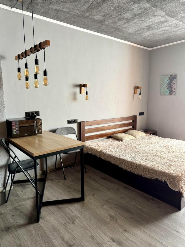 1-Bedroom Apartment in Sofiivska Borshchahivka, Modern Loft Style