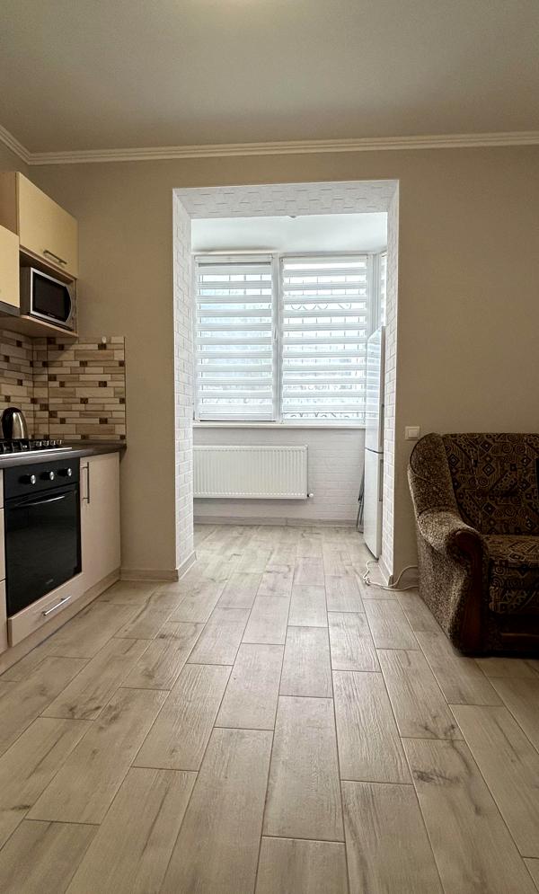 Spacious 1-bedroom apartment in Shchaslyvy Complex, Petropavlivska Borshchahivka