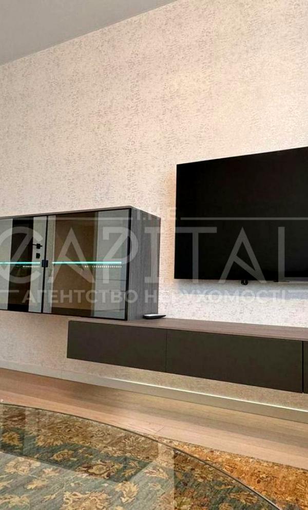3-Room Apartment in Hoffmann House, Kyiv - Premium Urban Living