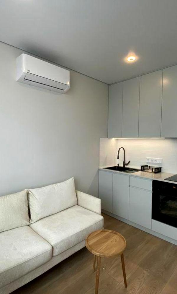1-Bedroom Apartment in Faina Town Complex, Salutna Street
