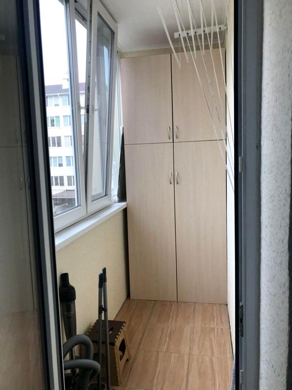 Fully Furnished 1-Bedroom Apartment in New Building