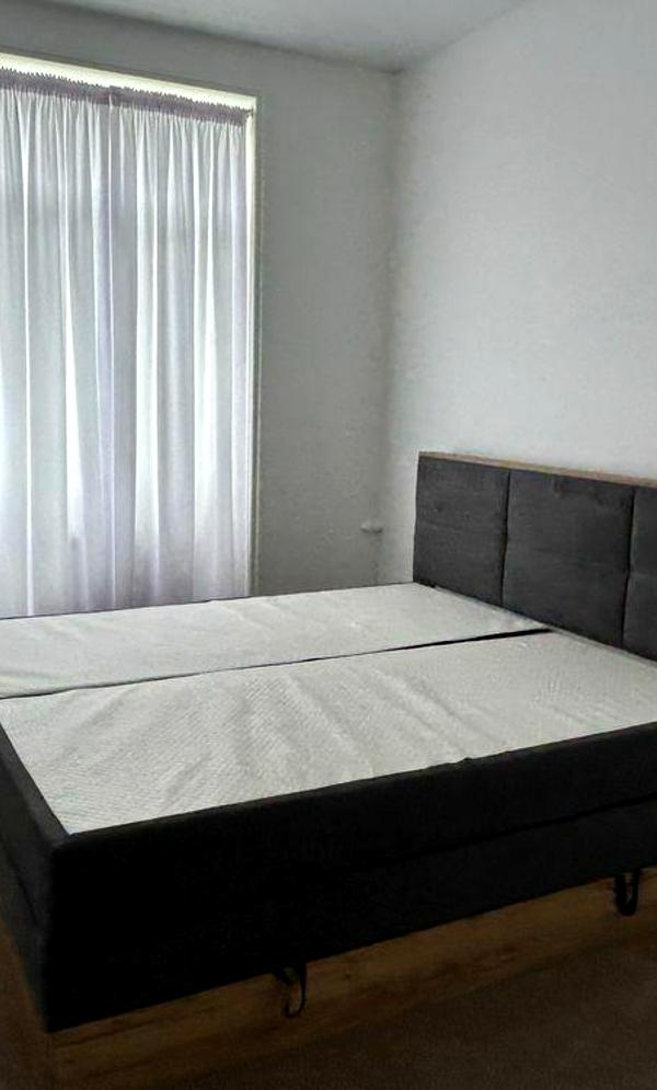 Spacious 2-Room Apartment in City Center with Fresh Renovation