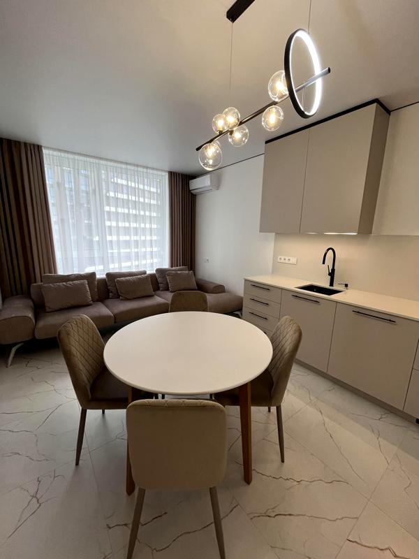 2-Room Apartment in New Residential Complex on Dnipro Riverbank