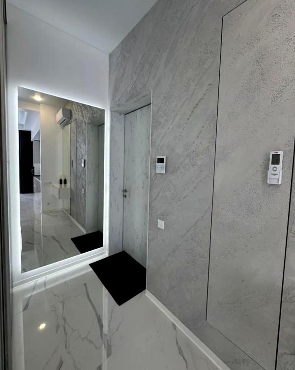 3-bedroom luxury apartment in city center, 7th floor, designer renovation
