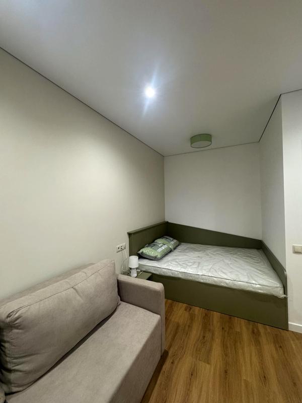 1-bedroom apartment on Sakharova, fully furnished, first rental