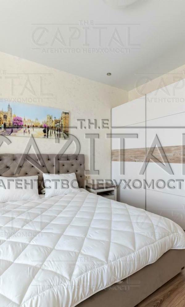 Stylish 1-Bedroom Apartment near Metro with Premium Renovation