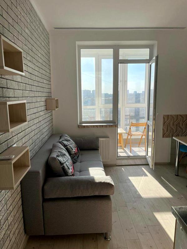 1-Bedroom Apartment at Aquarelle-3 Complex, Pishonivska Street