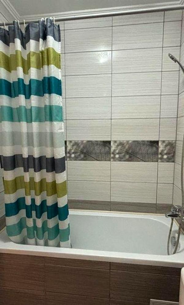 Cozy Furnished One-Bedroom Apartment in Pioneers Quarter Complex