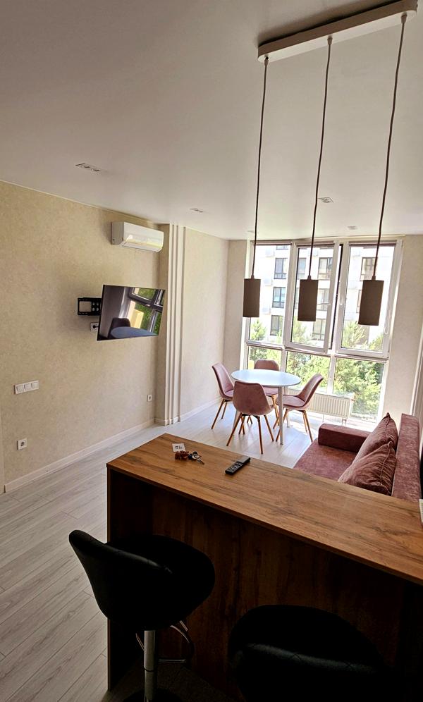 Cozy apartment with courtyard view, fully equipped