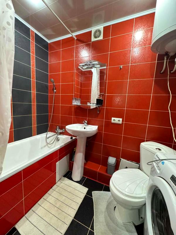 1-bedroom studio apartment near Nauki Avenue