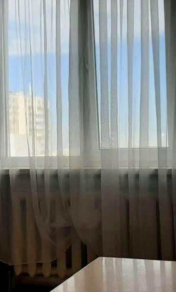 Spacious Apartment on Tairova with Separate Rooms and Studio Kitchen