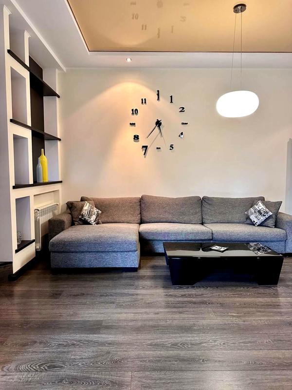 1-Room Studio Apartment in Panorama Complex, Kyiv