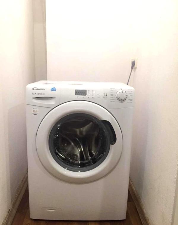 Spacious 1-Room Stalin-Style Apartment near Lukyanivska Metro