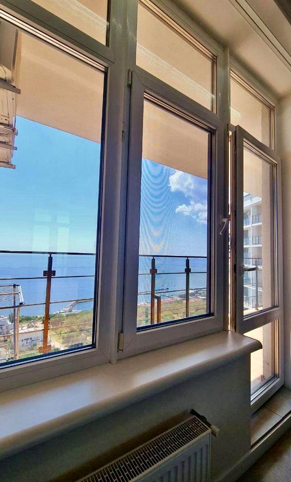Sea View 2-Bedroom Apartment in 44 Pearl Complex, Arcadia