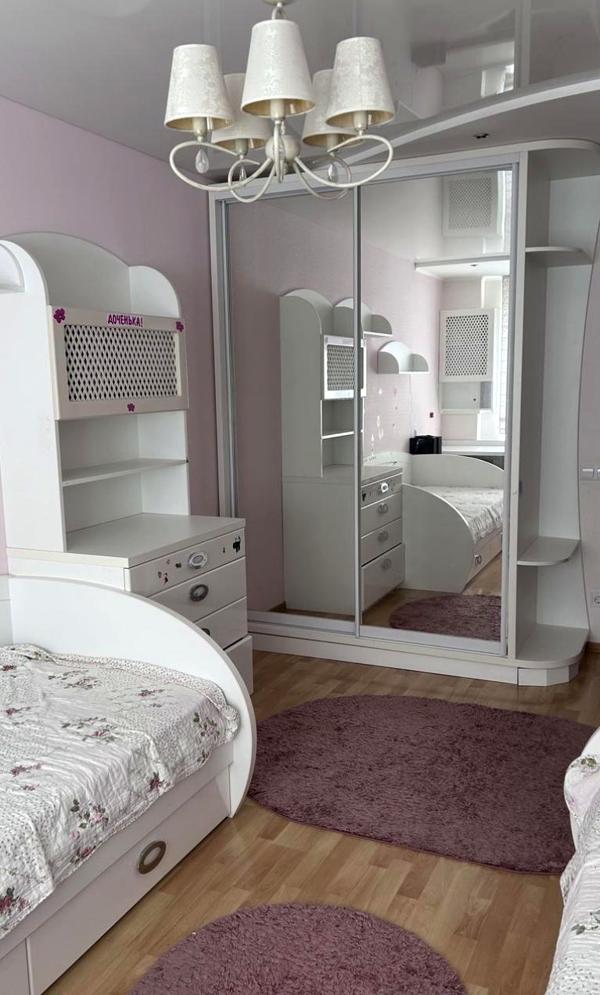 Spacious 3-room apartment on Gongadze Avenue with full furnishing