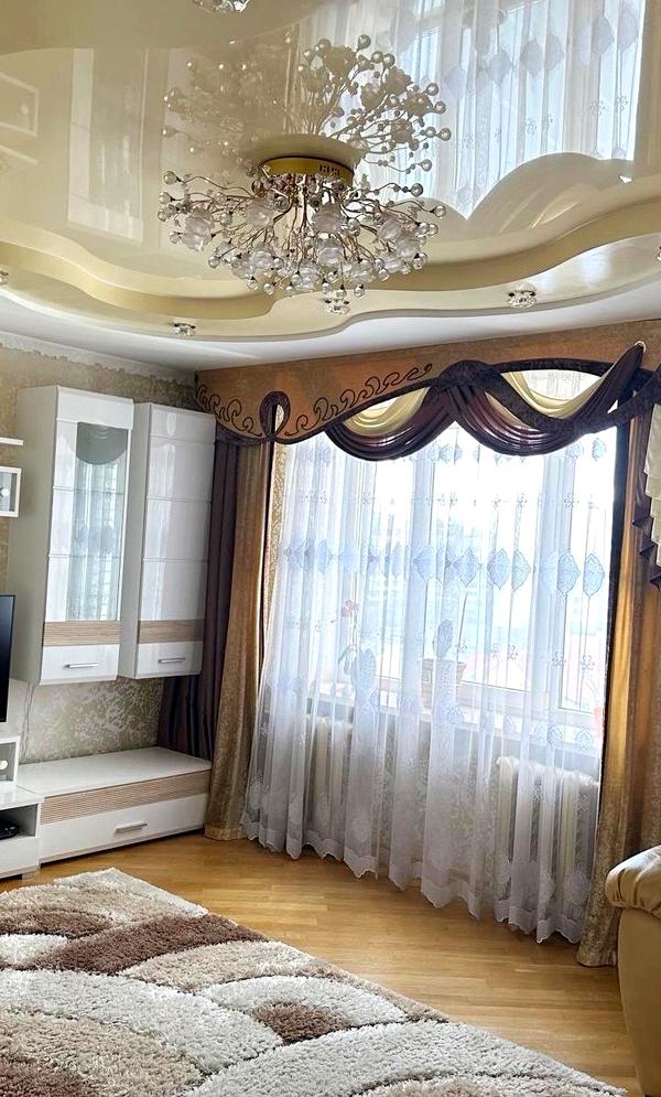 3-Room Apartment on Dorobok Street with Quality Renovation