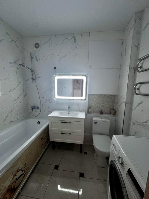 Two separate rooms in new Kontinient Complex, Odessa