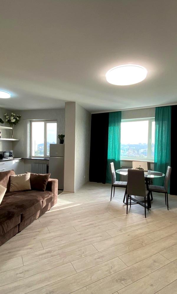 Modern VIP Level Apartment with Scenic City View