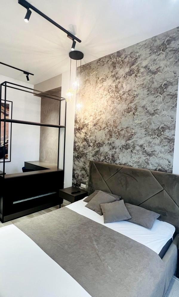 City Center Apartment with Designer Renovation and Two Bedrooms