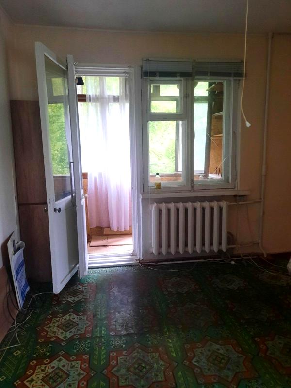 1-Room Apartment on Heroiv Stalinhrada/Marseiska Street