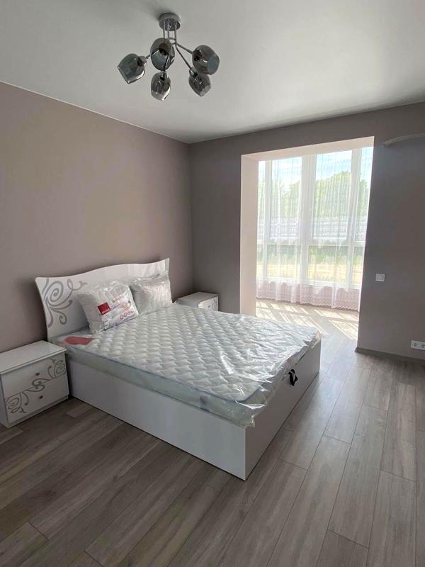 Bright and Spacious One-Bedroom Apartment with New Renovation in Ivano-Frankivsk