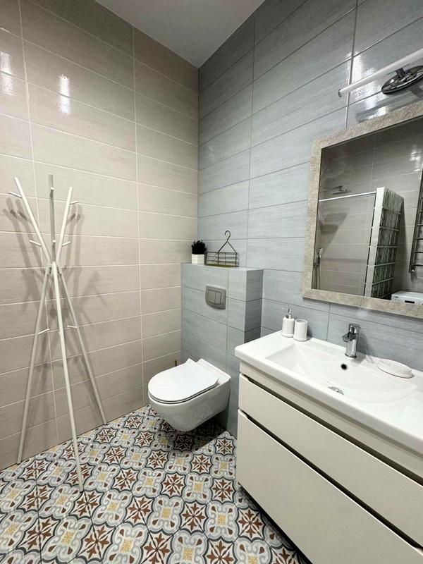 1-Bedroom Apartment with Kitchen Studio in Park Tower Complex