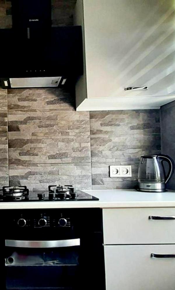 1-Room Studio Apartment in Topolya 3 Residential Area