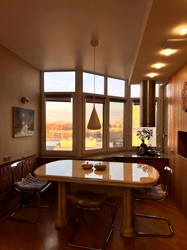 2-Room Apartment in Prestigious Green Island-2 Complex, Shevchenkivskyi District