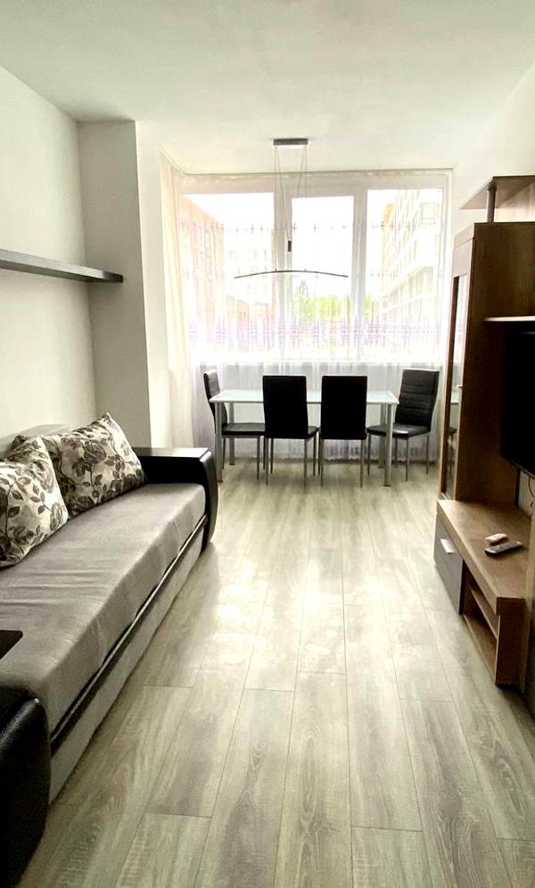 Cozy 2-room apartment in new building, fully furnished