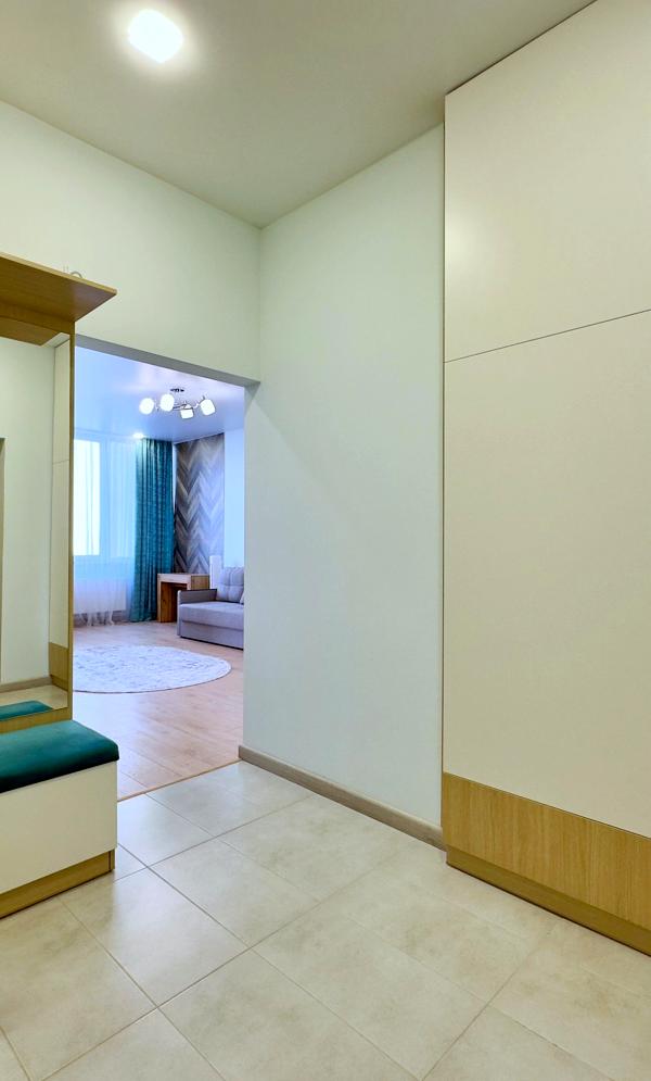 Spacious 1-bedroom apartment in Park Tower complex with good view