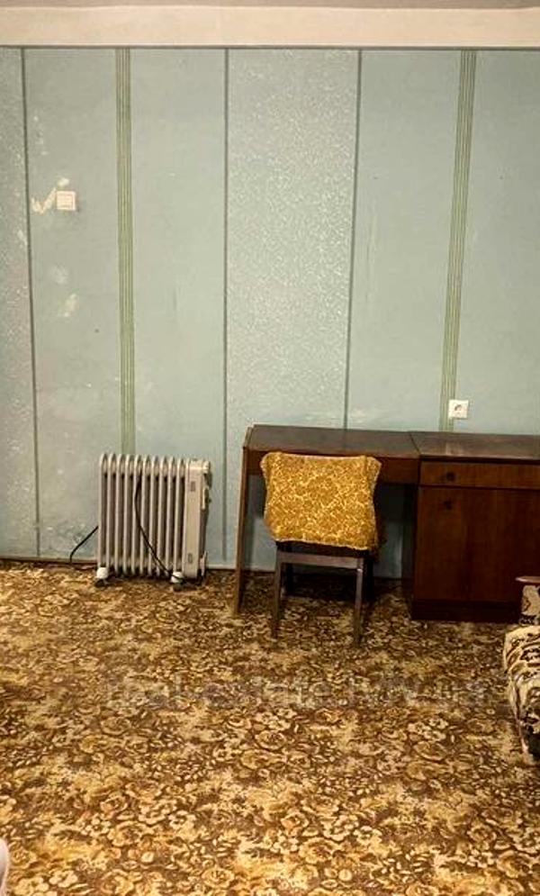 Budget-friendly Apartment with Separate Rooms in Good Location