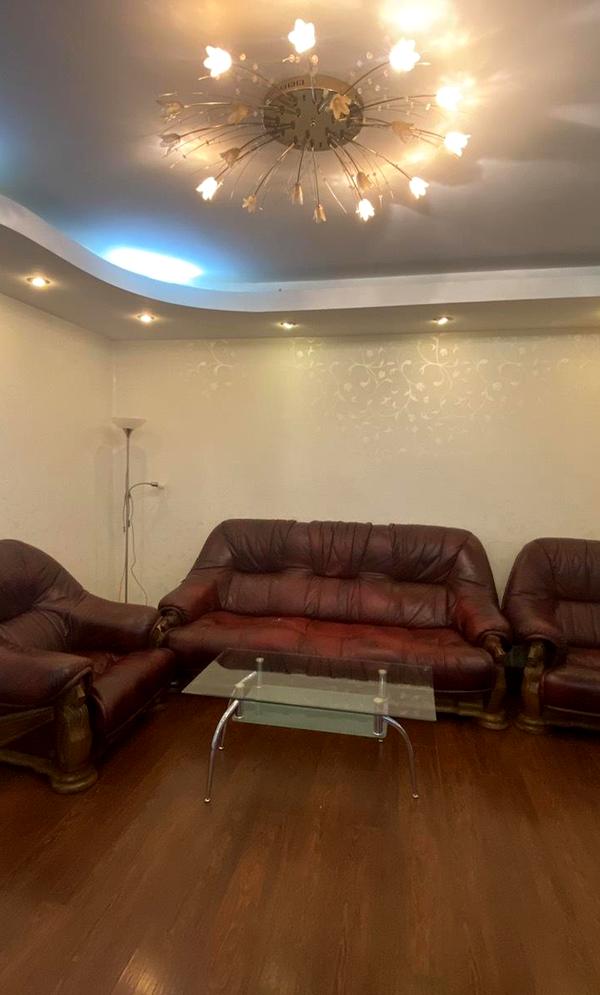 2-Room Apartment near Osokorky Metro with Designer Renovation