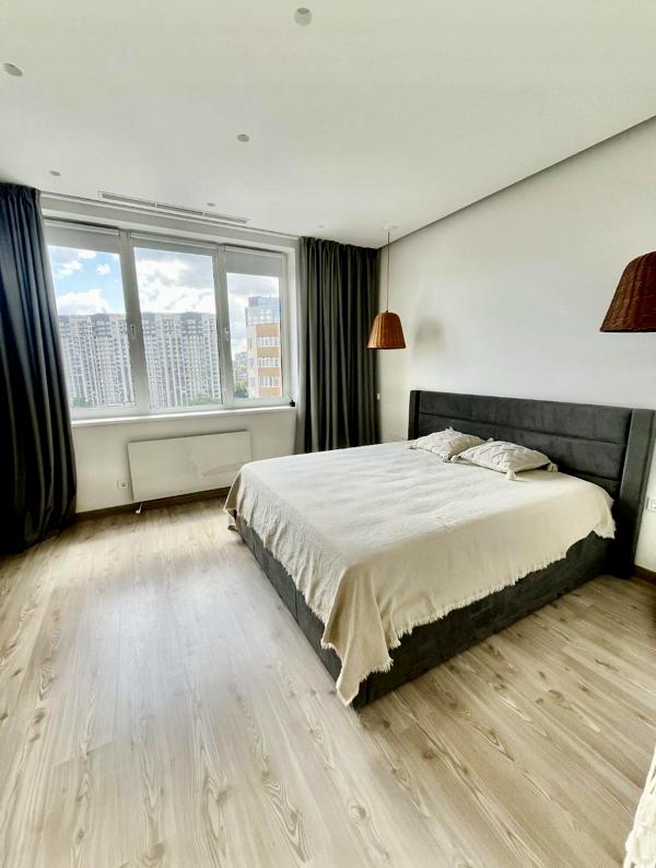 Spacious 3-bedroom apartment in Soho Residence with modern amenities