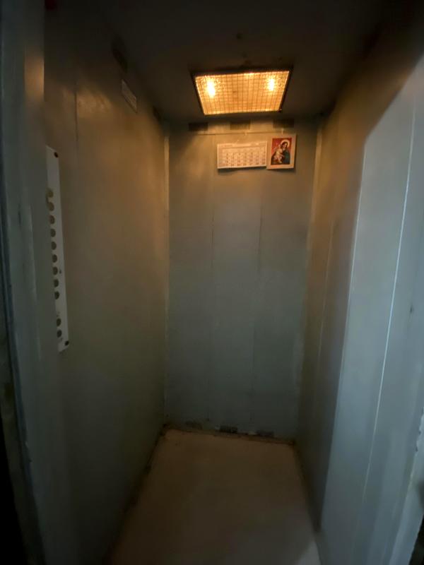 Сонячна 1-кімнатна квартира з чудовим видом, 8 поверх, 46 м²