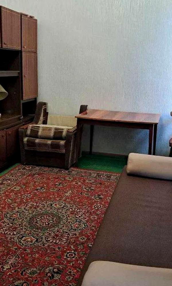 1-room apartment with sanitary renovation in 'Skryni' area