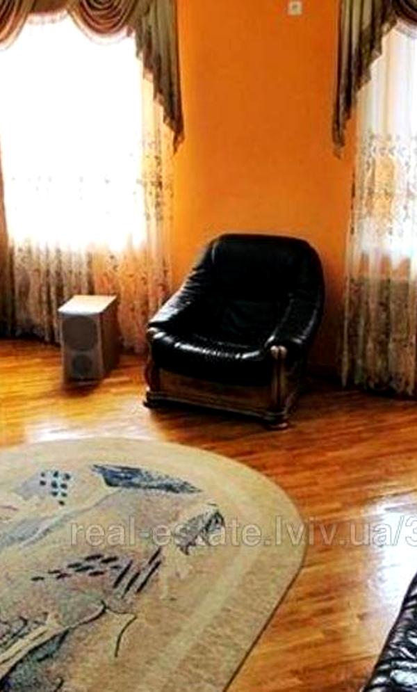 Fully Furnished Apartment with Eurorepair, Fireplace, and Gym