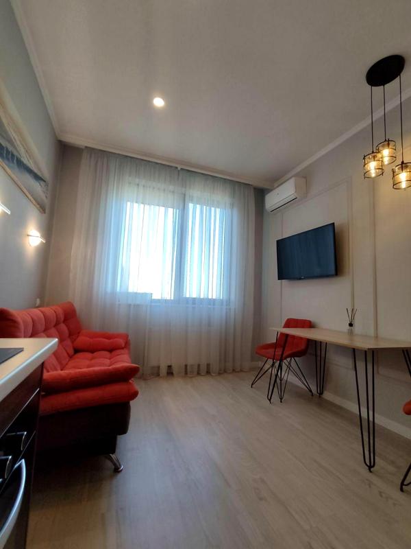 Spacious Studio Apartment in City Center with Designer Interior
