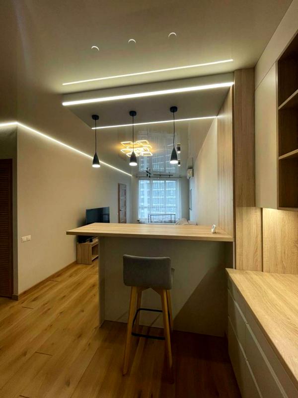 Spacious 1-bedroom apartment in Parus City with modern renovation and full equipment