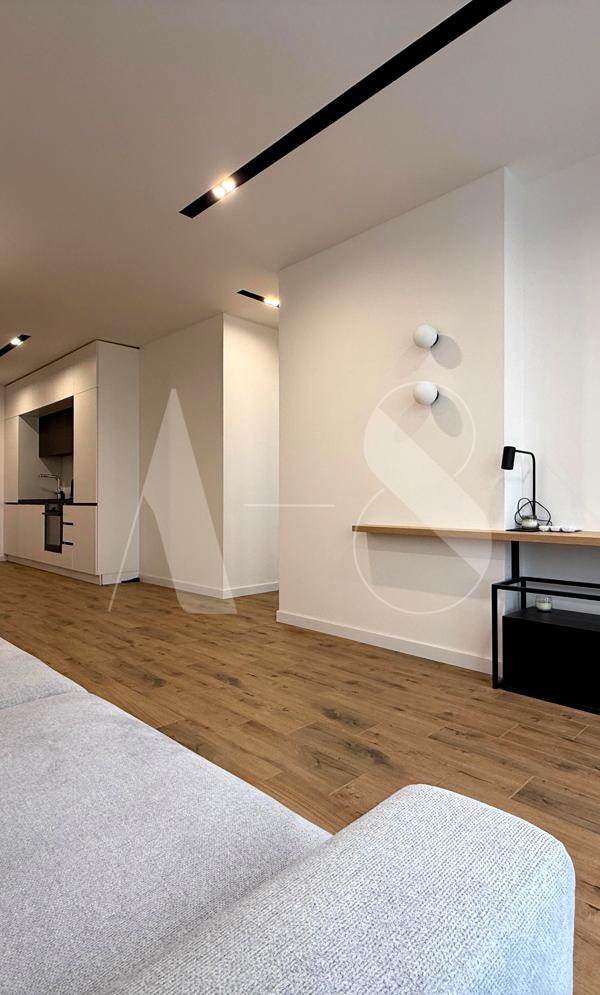 Spacious 4-bedroom apartment in Parus City complex, Lviv