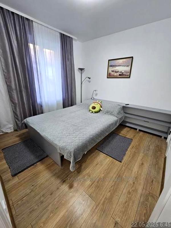 Fully Furnished Apartment with Separate Bedroom and Work Area