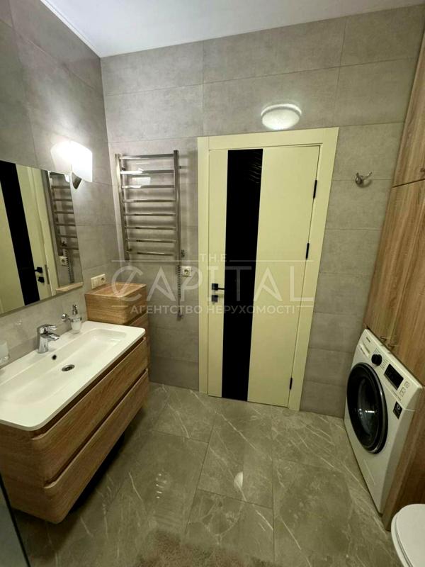 3-Room Apartment in Hoffmann House, Kyiv - Premium Urban Living