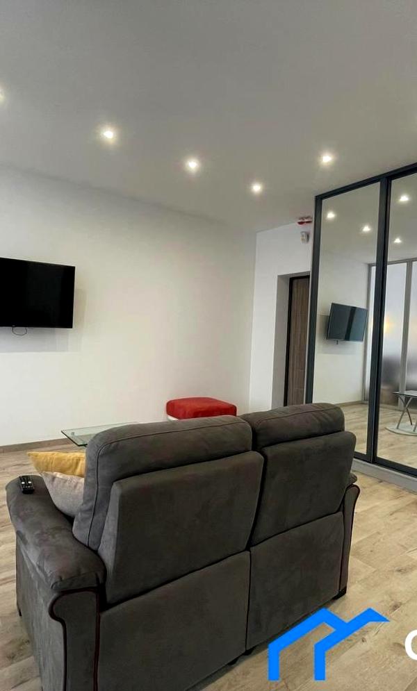 Modern Apartment in Yaroslaviv Grad Complex, Kyiv City Center