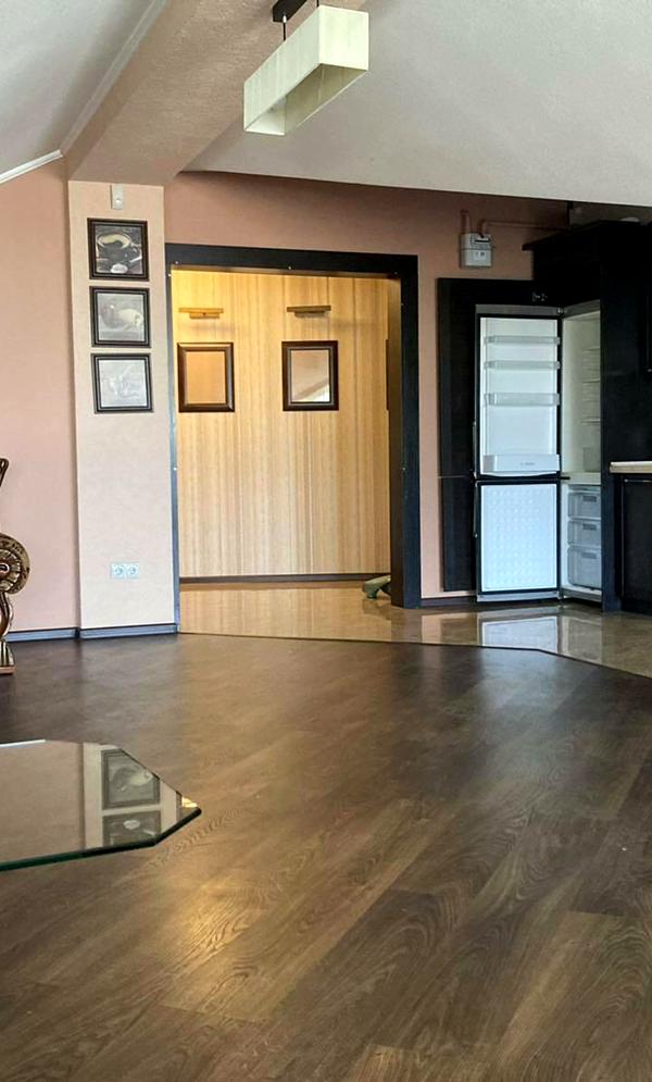 3-Room Apartment with Euro Renovation