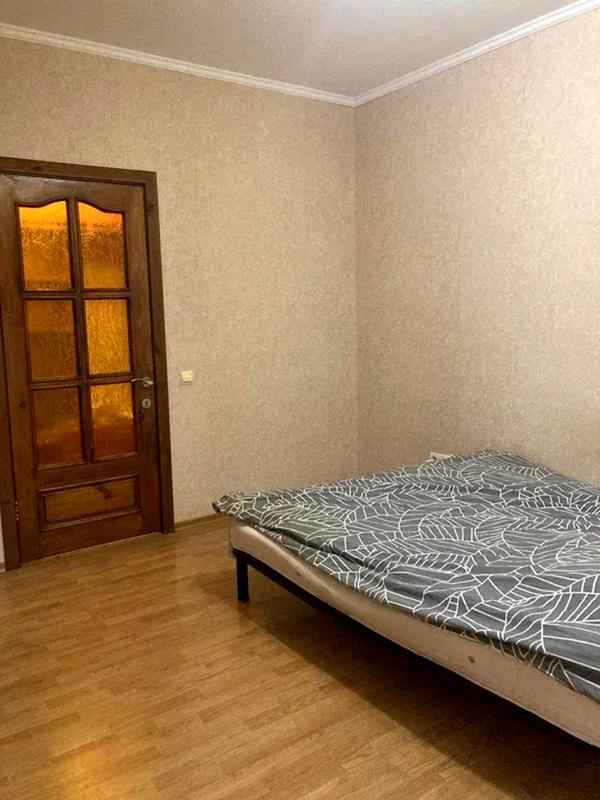 2-Room Apartment with Euro Renovation in Quiet Location