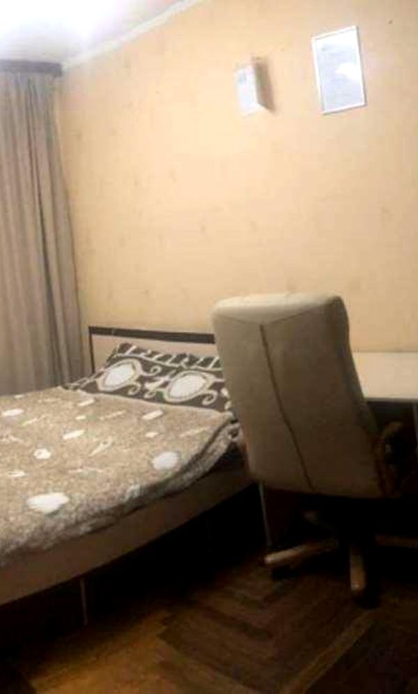 1-Room Apartment on Harmatna Street, 9/10 Floor